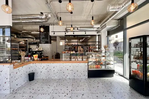 Cakehut photo 2
